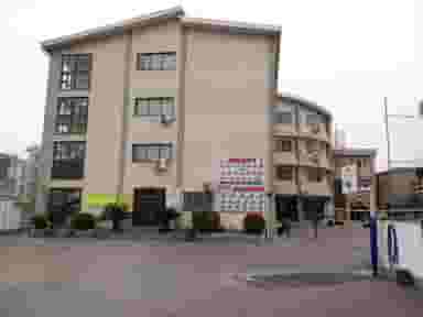 دبیرستان فرزانگان در ملت آباد آمل