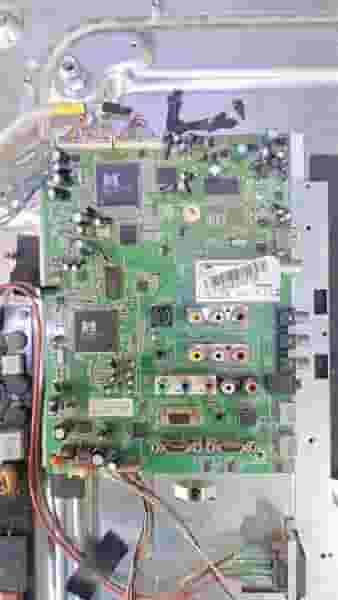 تعمیرگاه تلویزیون نظیفی در صفویه اردبیل