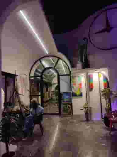 کافه گالری راد در جانبازان آمل