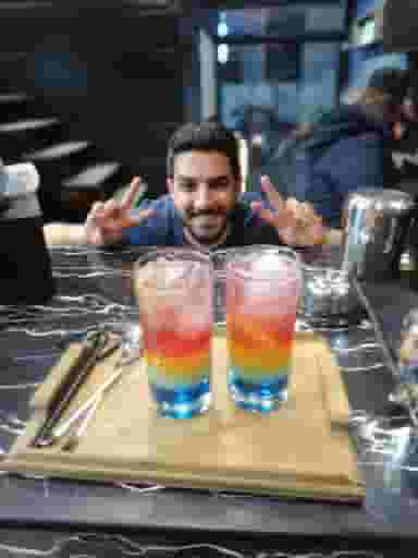 کافه ۱۶ شهر بانو در آمل