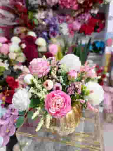 گل فروشی ونوس در منصوریه اردبیل