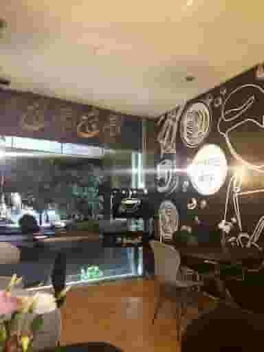 کافه هیچ شهرک قدس کرمان