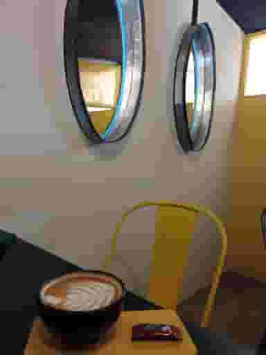 کافه سناتور در فیروزه کرمان