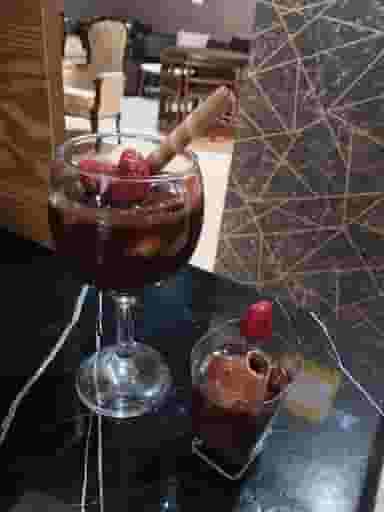 کافه بازینو در شاهزاده محمد کرمان