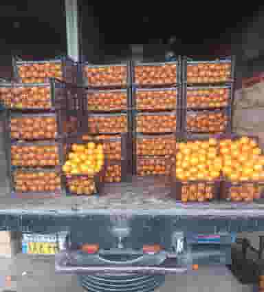 بارفروشی و حق العمل کاری نائینی در قلعه بنه بازار همدان