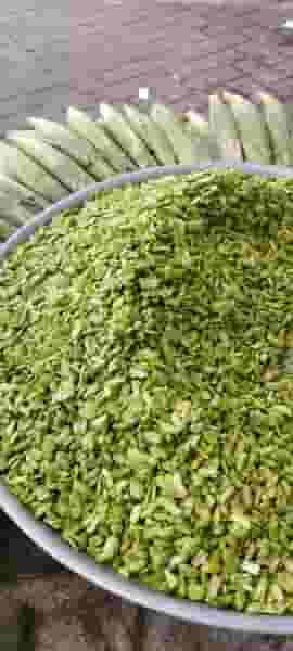 تره بار کرمی در بازار همدان