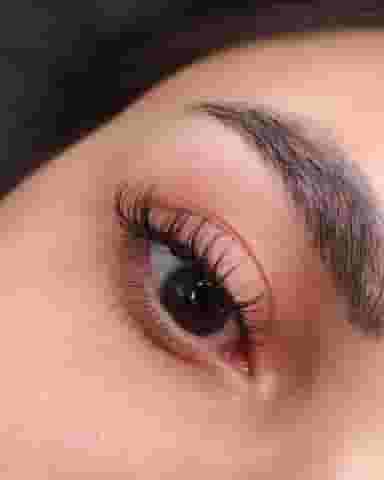 اکستنشن مژه گوهریان در حصار امام خمینی همدان