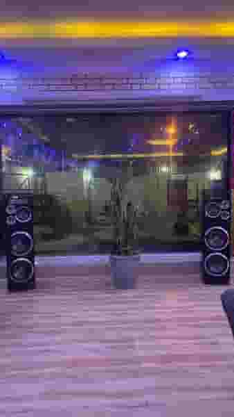 کافه مدرن در اسفنجان سمنان