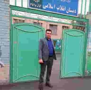 مدرسه انقلاب اسلامی در همت آباد سمنان