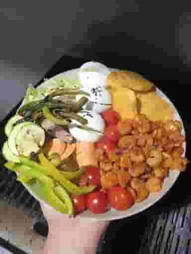 کافه دایتفود شهرک پامچال سمنان