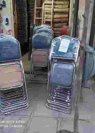 فرش فروشی ساکی نژاد در آزادی خرم‌آباد