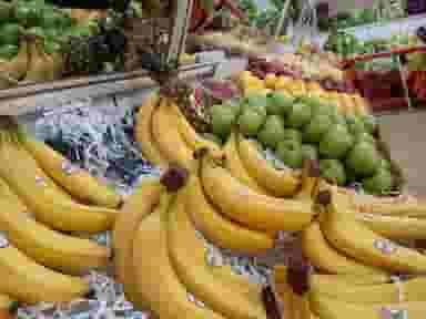 سوپر میوه گلچین در پژوهنده خرم‌آباد