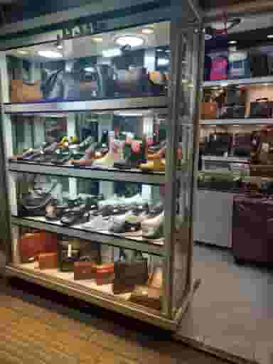 کیف وکفش براتی در بهداری خرم‌آباد