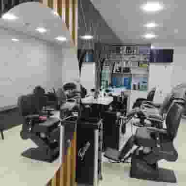 پیرایش مردانه بهادری در نایبند جنوبی بندرعباس