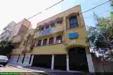 مدرسه علمیه ثامن الائمه در شهر قم