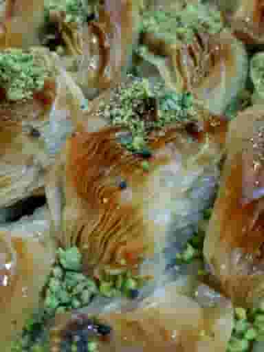 باقلوای ترک محمدزاده در امام رضا ارومیه