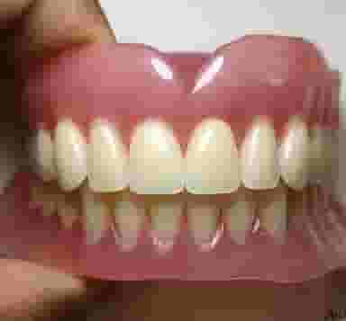 کارگاه دندان مصنوعی لبخند زیبا در شاهرخ آباد ارومیه