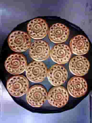 کلوچه سنتی نانواباشی در شهر فومن