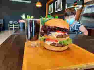 ایرانویچ شهرک پردیس جزیره کیش