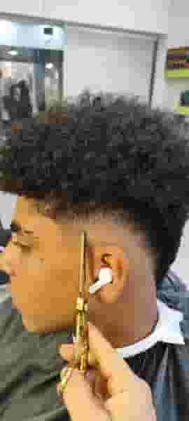 آرایشگاه مردانه جاوید شهرک پردیس جزیره کیش