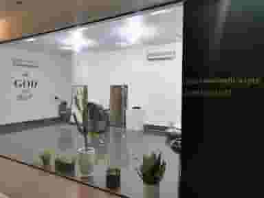 آرایشگاه مردانه رضا صادقی شهرک صدف جزیره کیش