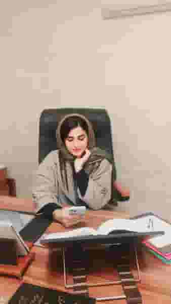 وکیل پایه یک دادگستری مینا قربانیان در طبرسی ساری