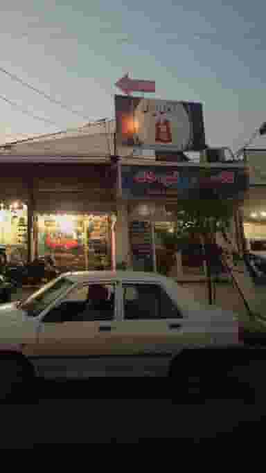 کافه سنتی آقای دیزی کوی برق ساری