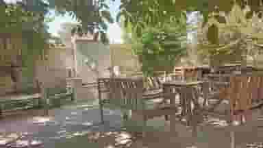 باغ رستوران گل در مراد اباد کرمانشاه