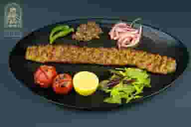 کافه رستوران بین المللی پامپاس در لشگر کرمانشاه