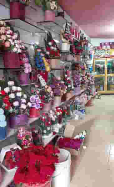 گل فروشی نیرومند کرمانشاه در خسرو پرویز کرمانشاه