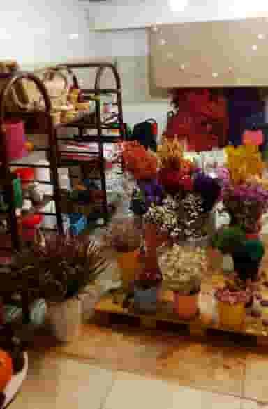 گل فروشی دلارُز در مصلی کرمانشاه