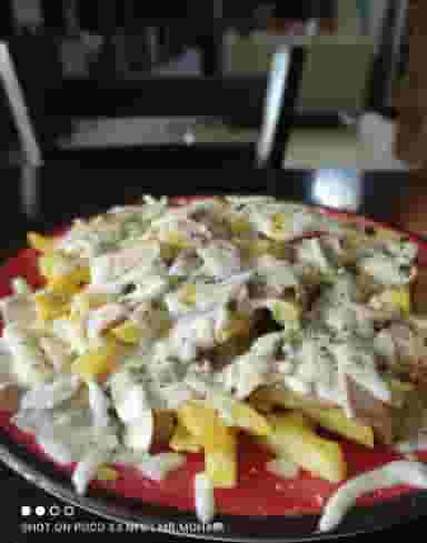 کافه میم در گلستان کرمانشاه