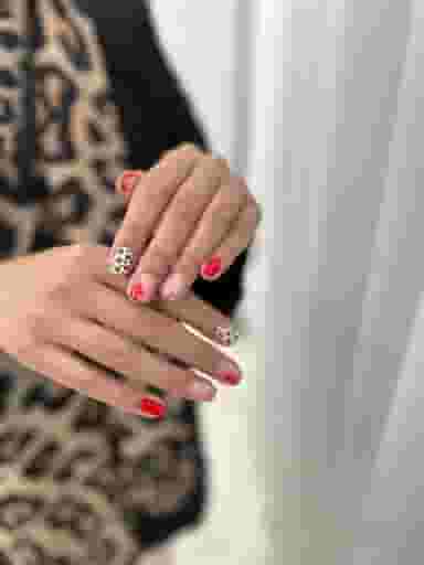 آرایشگاه و آموزشگاه هادیسا در شهر قم