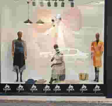 فروشگاه لوکس ا در ولیعصر تبریز