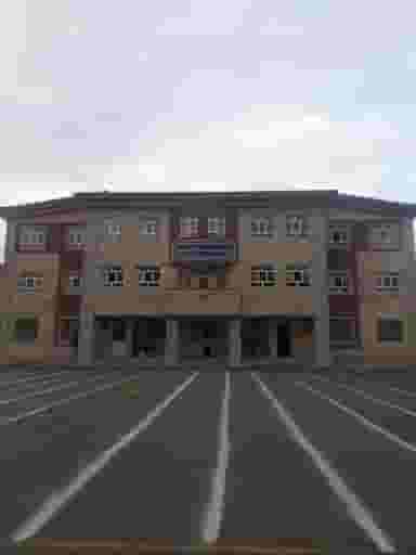 دبیرستان شهید سردار حاج قاسم سلیمانی کوی نصر تبریز