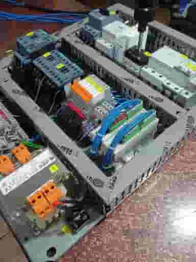 گروه فنی مهندسی تسلا الکتریک در شهر چهاردانگه