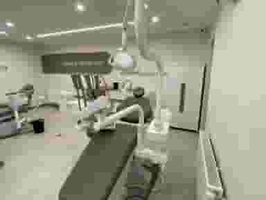 مطب دندانپزشکی دکتر گلرو روشن در ولیعصر تبریز