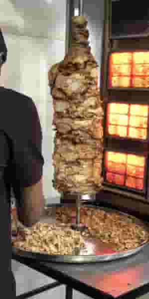 شاورما شامی در آزادگان قشم