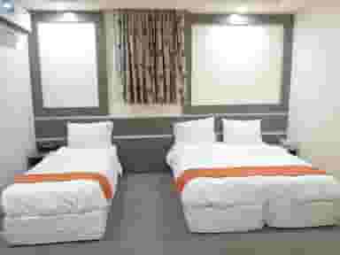 هتل آسمان در باهنر قشم