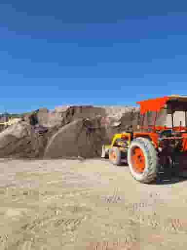 مصالح ساختمانی اکبر تلاشی 