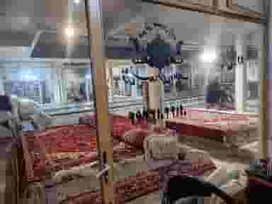 فرش حسین زاده در رهلی بازار تبریز