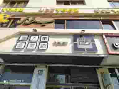 کافه مربع در ائل گلی تبریز