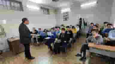 دبیرستان شاهد حکیم خیابان 30متری اهواز