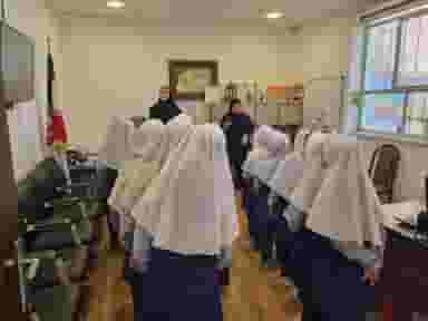 دبستان دخترانه رشد نوین در زیباشهر اهواز