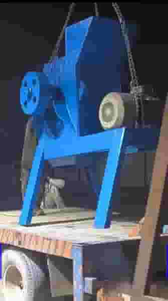 ساخت انواع ماشین آلات صنعتی مرادی در کاظم آباد اخوان ورامین