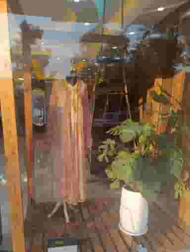 مزون ويرا در کمپلو(کوی انقلاب) اهواز