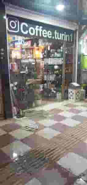 کافه تورین در گلستان اهواز