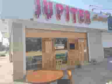 کافه بستنی ژوپیتر در زیتون کارمندی اهواز