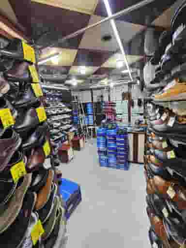 گالری کفش آزادی در نادری اهواز