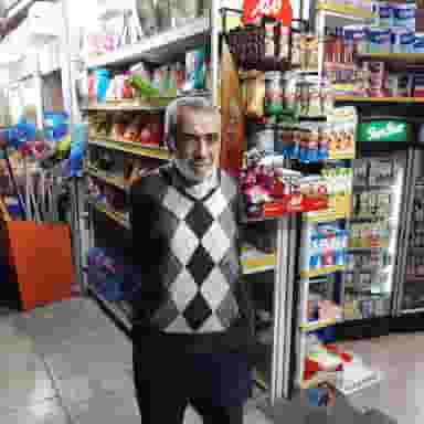 سوپرمارکت جهانگیر در محمودیه 